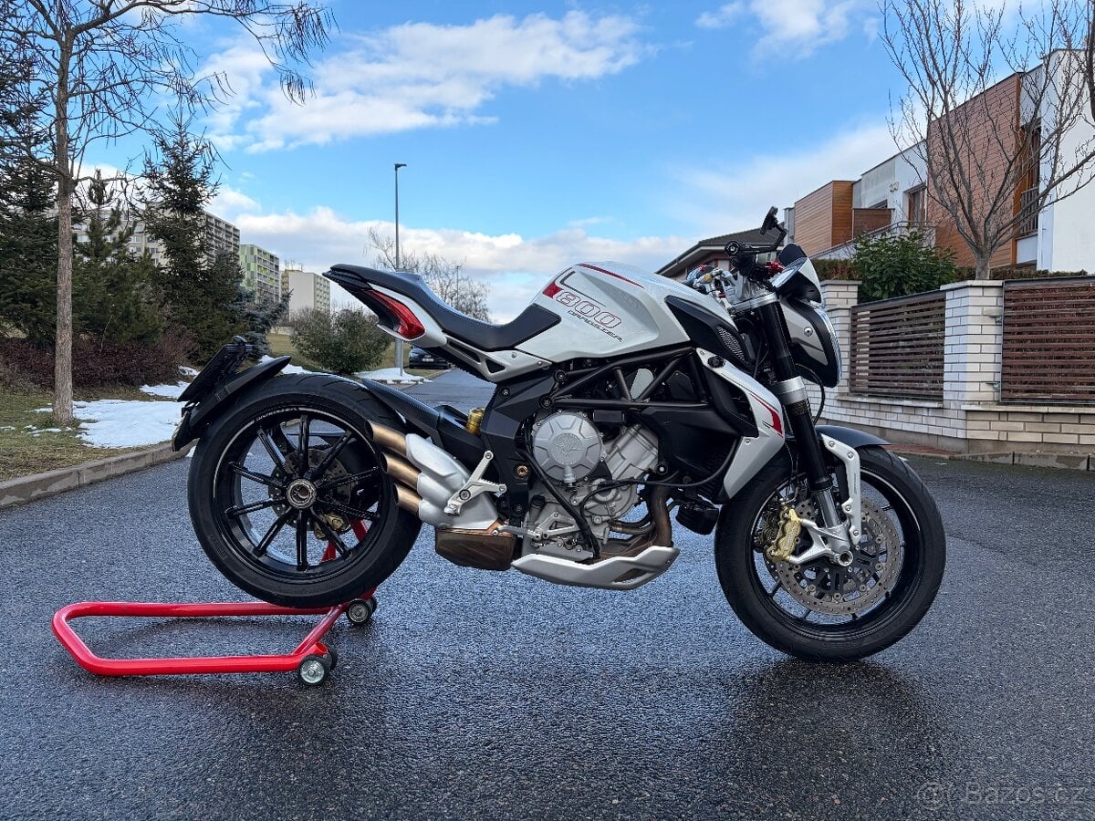 MV Agusta Brutale 800 2014