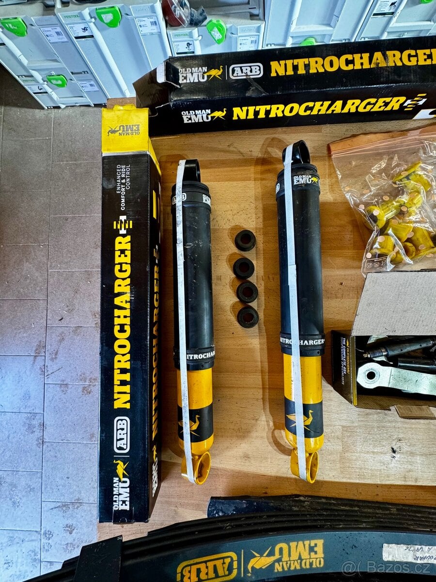 Toyota Hilux – zadní podvozek OME (ARB) 400 kg – téměř nový