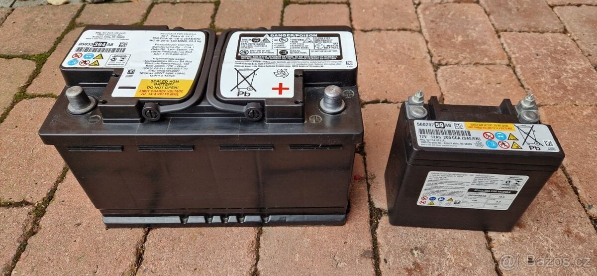 Jeep Wrangler JL hlavní a pomocná baterie