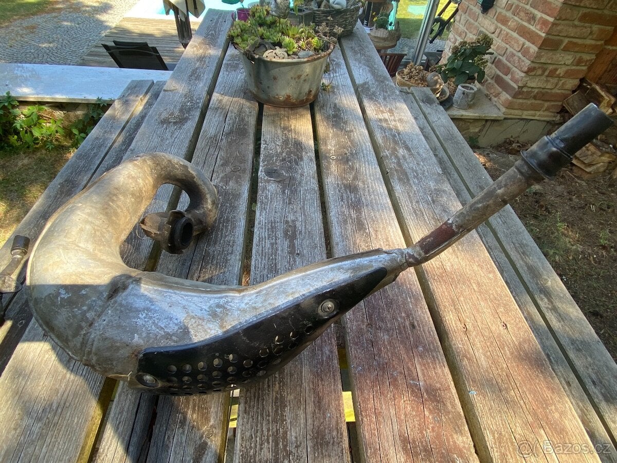 YAMAHA DT 125 -Výfuk