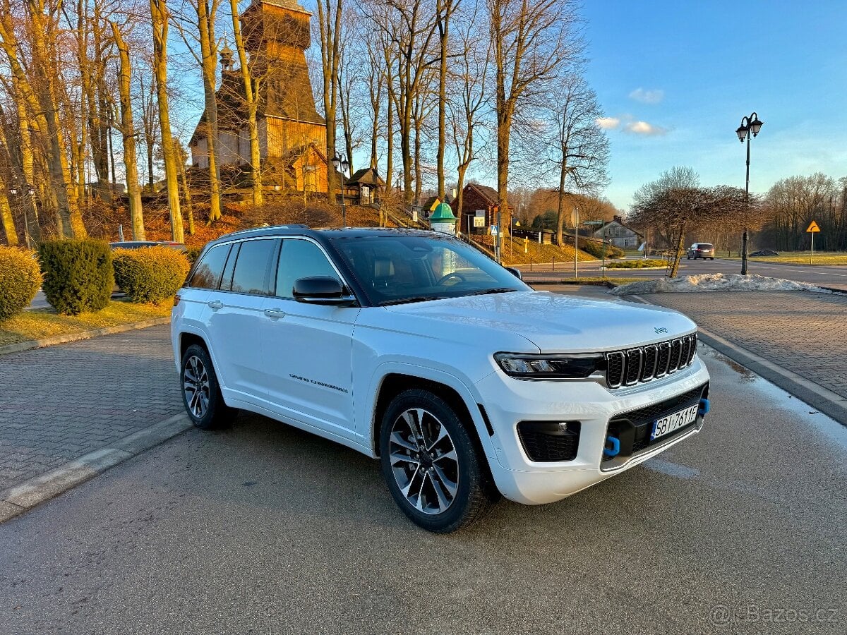 Jeep Grand Cherokee WL 4xe plug ing overland