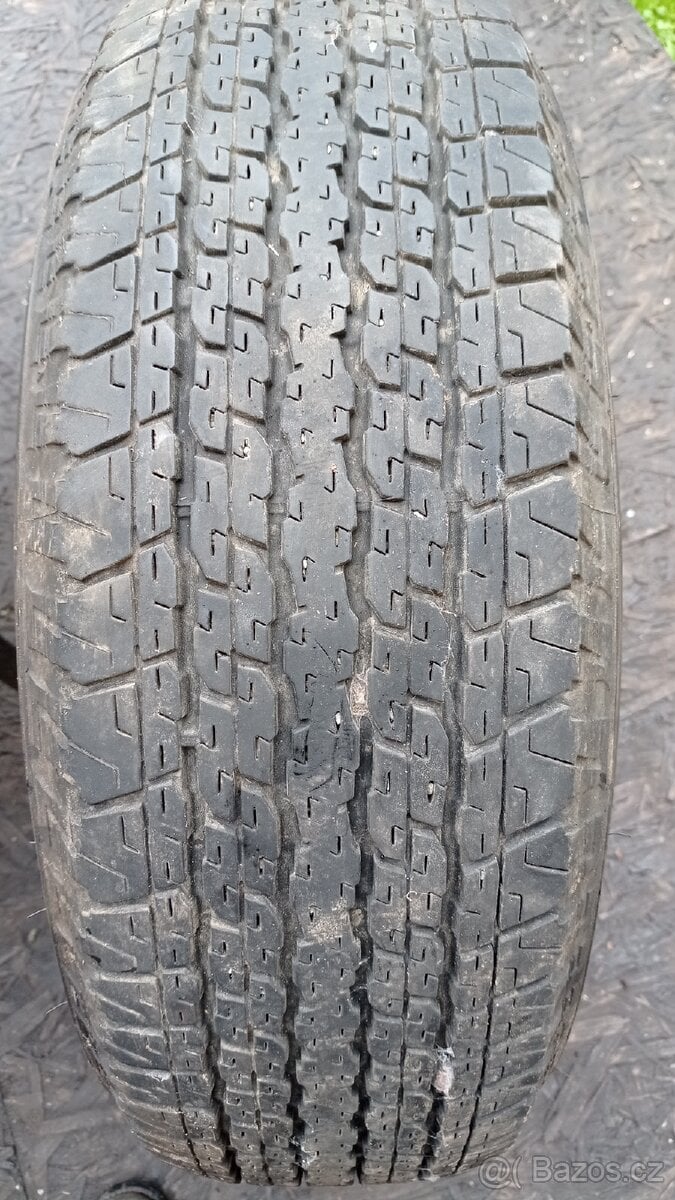 Terénní pneumatiky 245/70/16