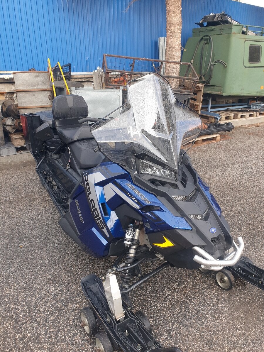 POLARIS TITAN 800 2T  ADVENTURE