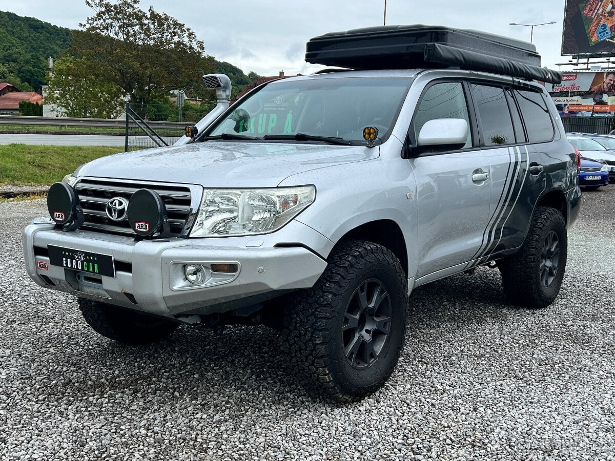 Toyota Landcruiser 200