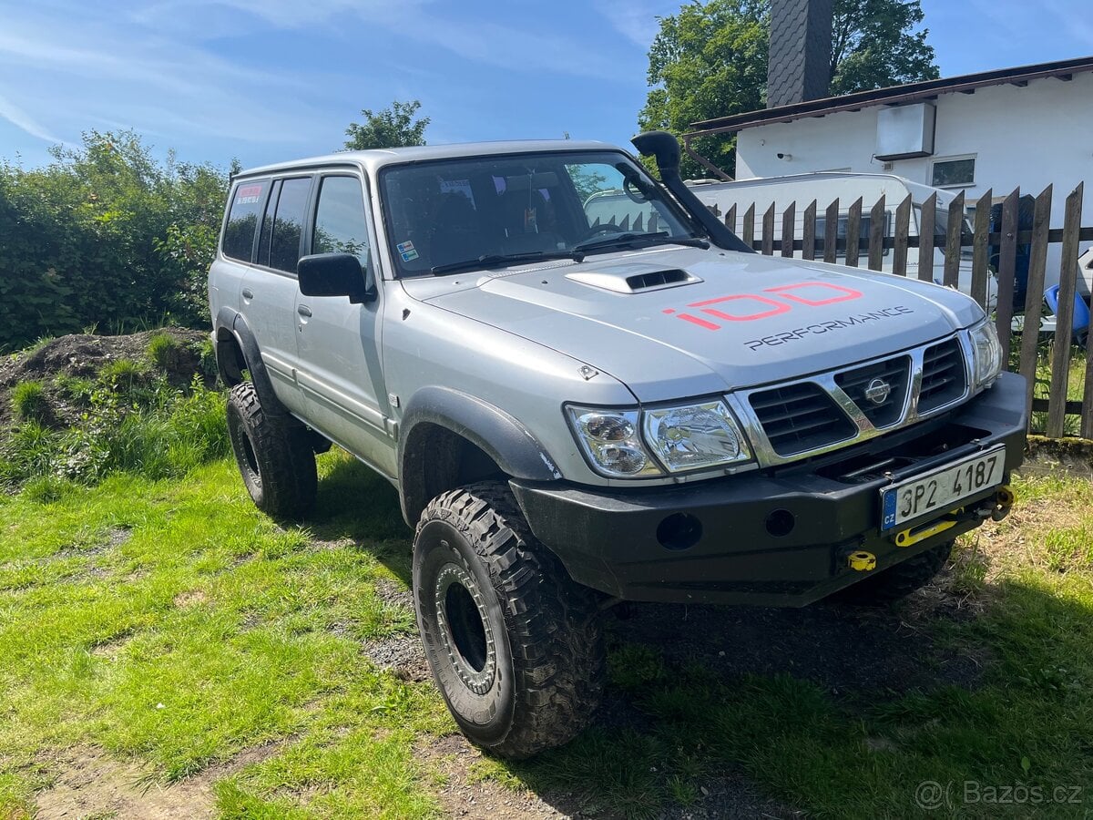 Pevnostní nárazník Nissan Patrol Y61