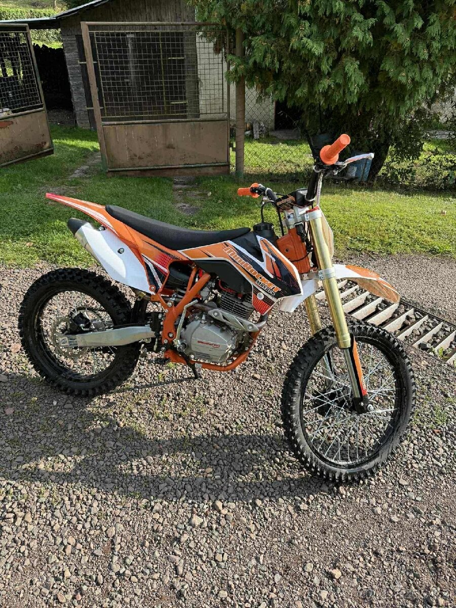 Prodám pitbike mini 250 ccm