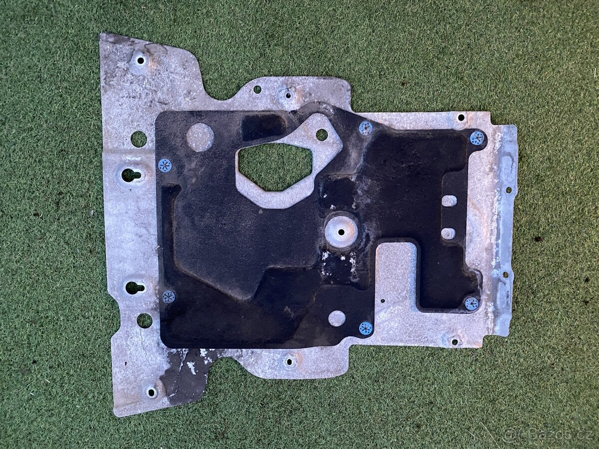 Range Rover Sport kryt podvozku 2018 -