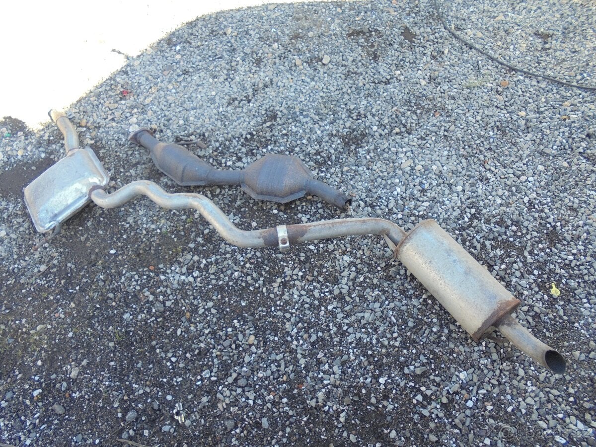 PRODÁM VÝFUK FORD SIERRA