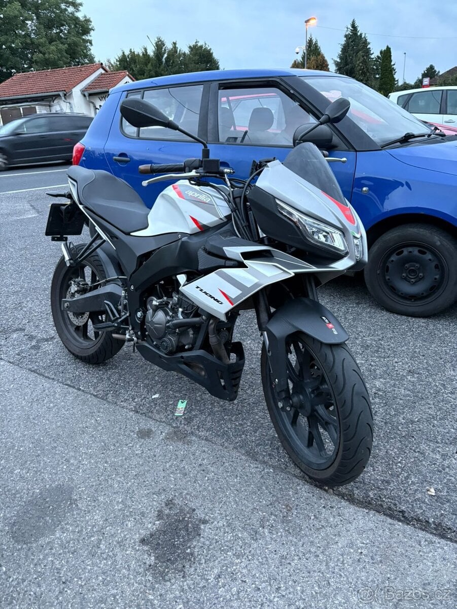 Aprilia Tuono 125