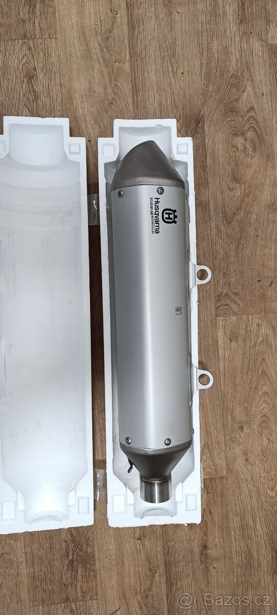 Husqvarna FE 450 koncovka výfuku