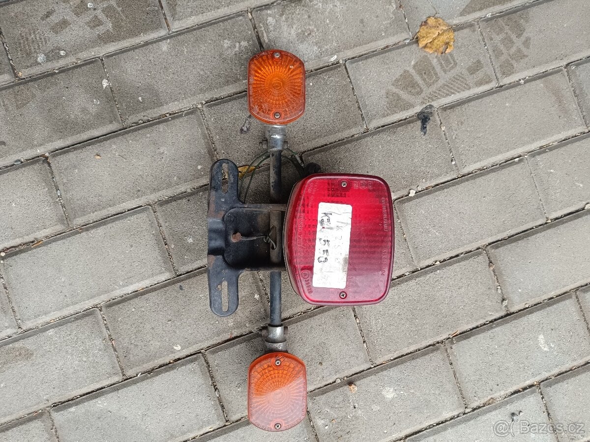 Zadní světlo s blinkry Kawasaki Z 750