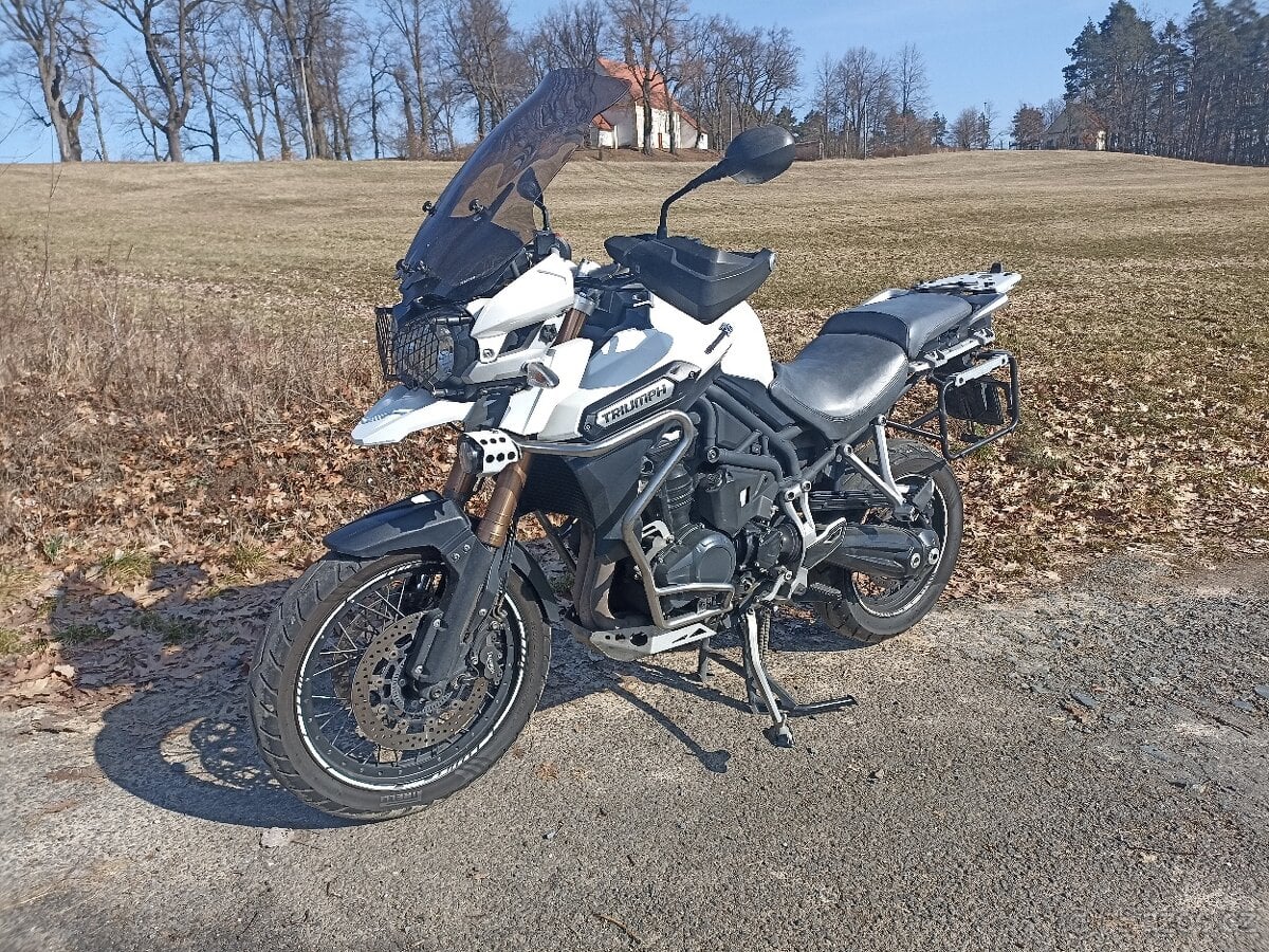 Cestovní enduro TRIUMPH Tiger 1200 XC Explorer
