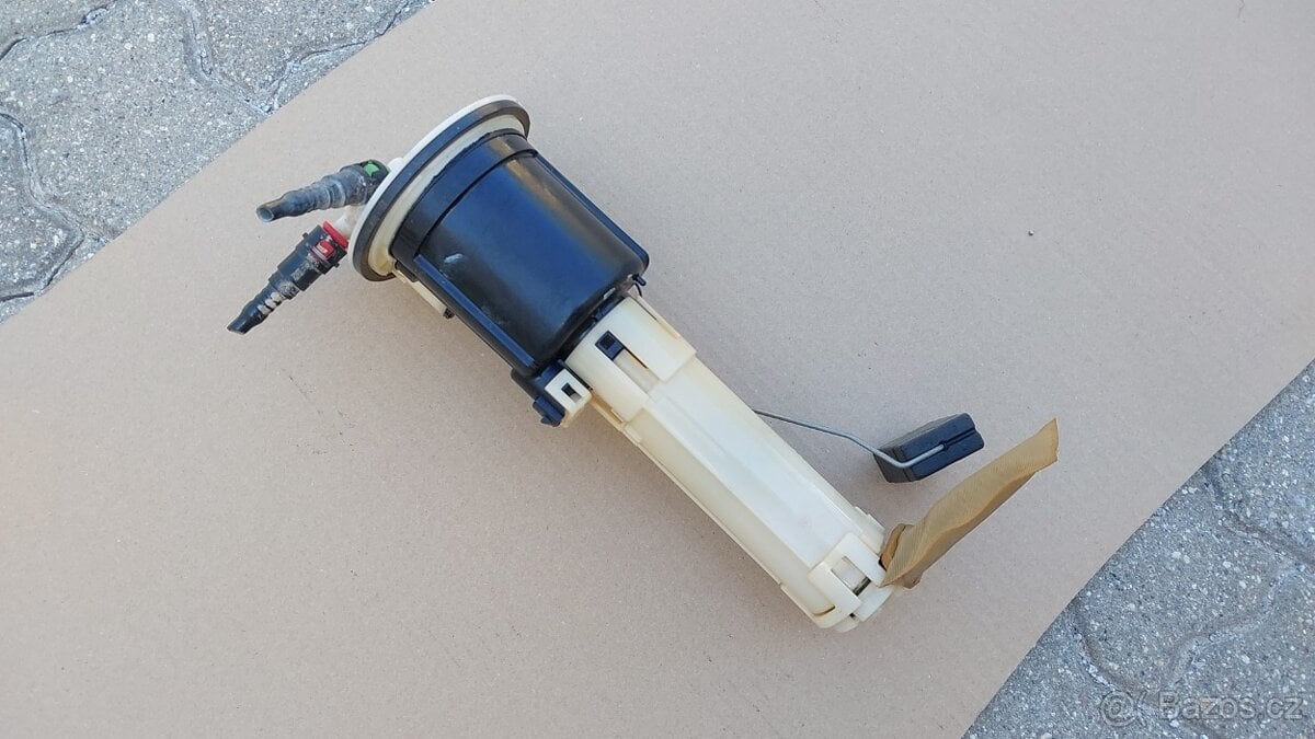 Suzuki Jimny – Sací koš s čepadlem