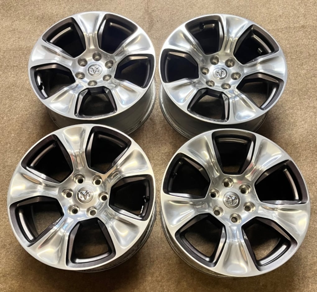 6x139.7 R20 Dodge RAM 1500 5.generace + senzor - TOP