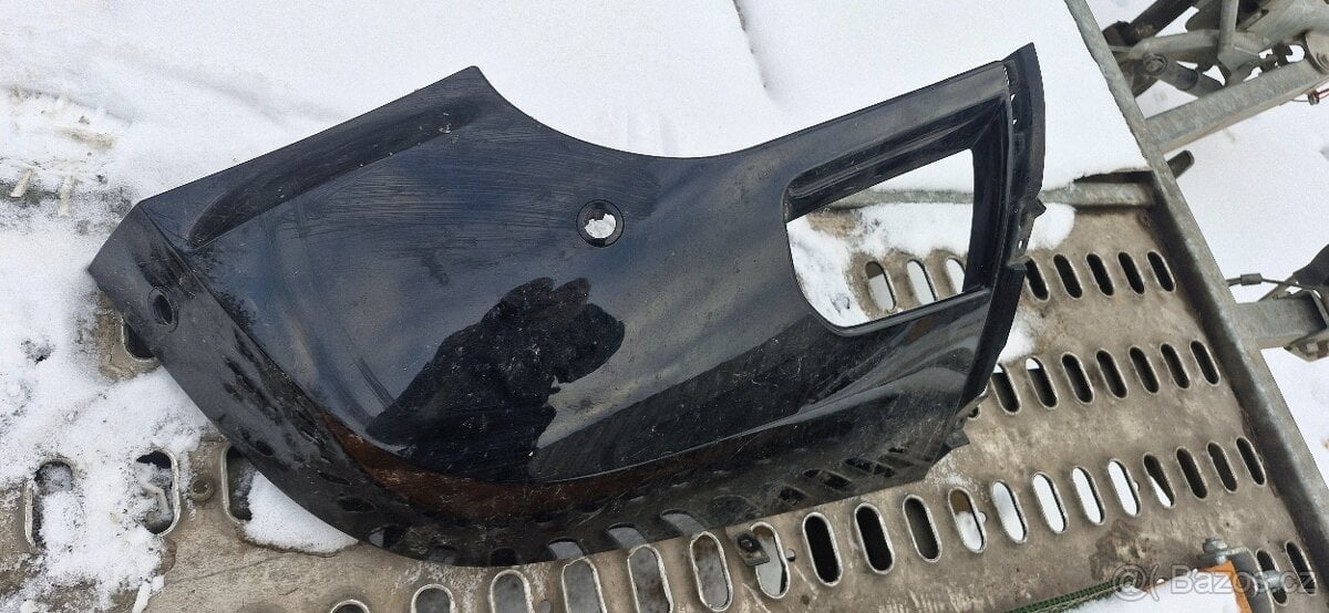 Roh predniho narazniku land rover defender L663