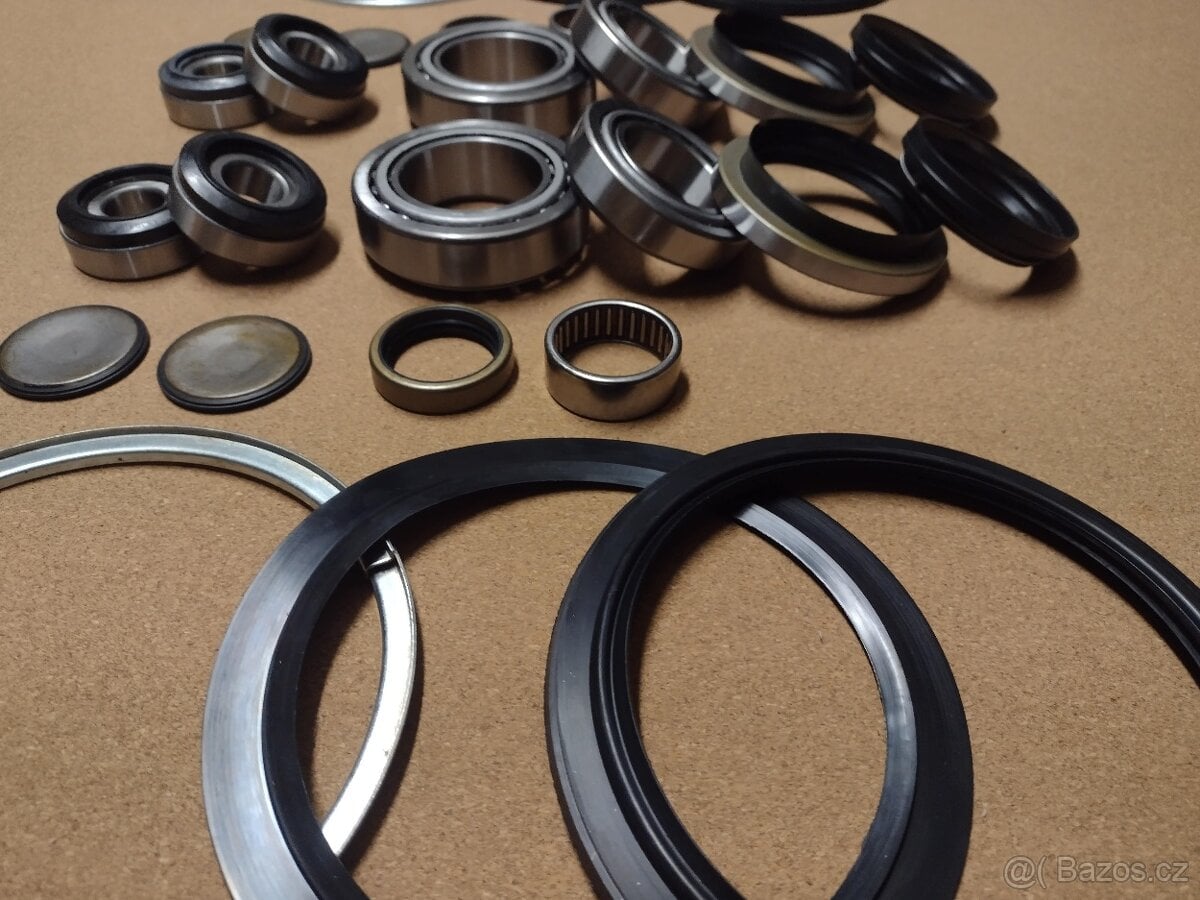 Prodám novou velkou opravnou sadu pro Nissan Patrol Y60