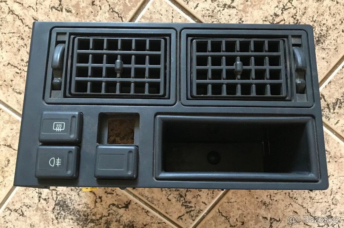 Škoda Favorit a Forman Felicie díly