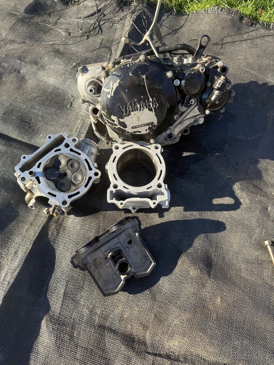 Náhradní díly Yamaha Yzf 450 motor