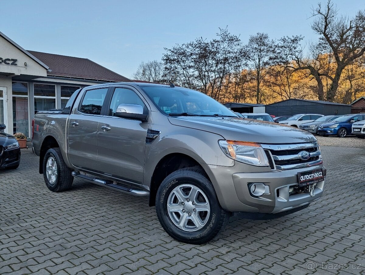 Ford Ranger LIMITED 3.2TDCi 147kW A/T KAMERA