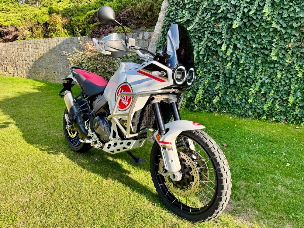 Ducati Desert X 1.maj. 10tKm