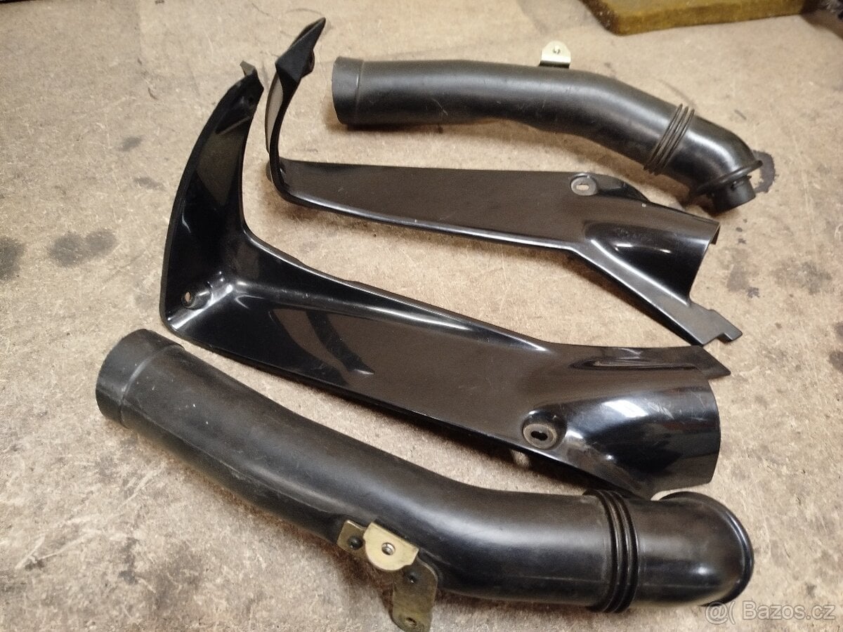 Yamaha fzr 600  1991  3hee plasty a nafuky