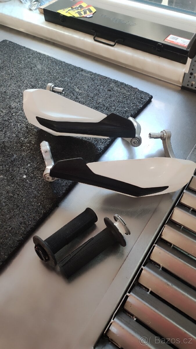 KTM kryty páček plus rukojeti