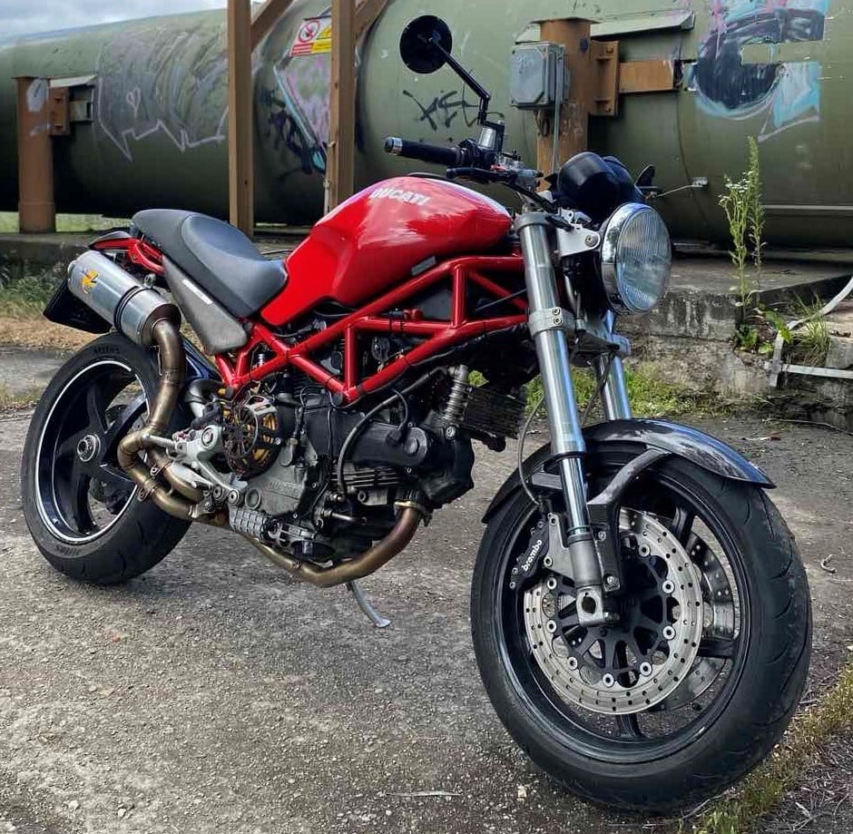 Ducati Monster s2r 1000