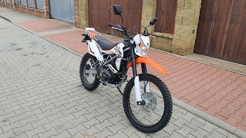 Motorka Mikilon Defender 250RR kola21/18 oranžová