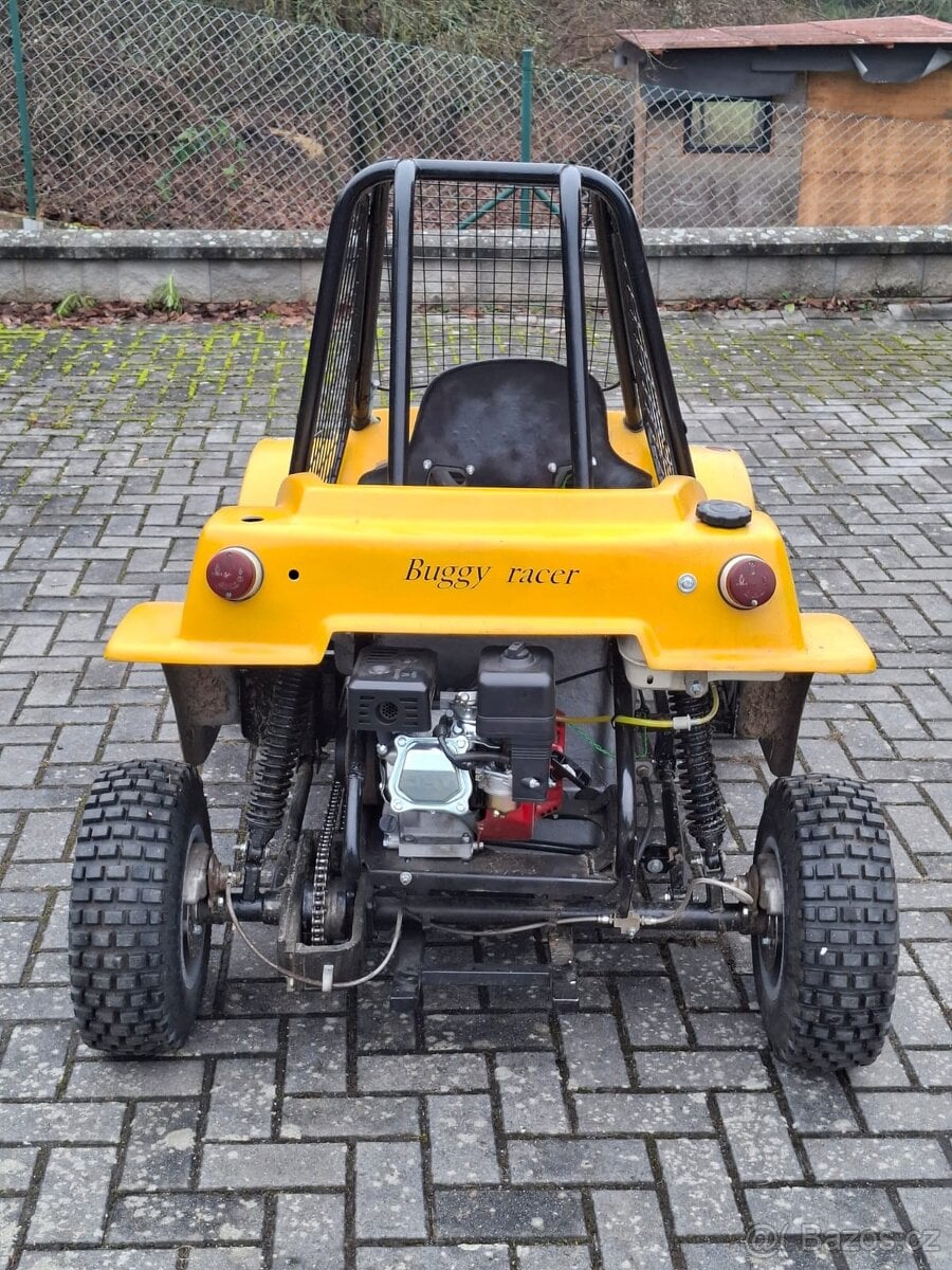 Buggy racer