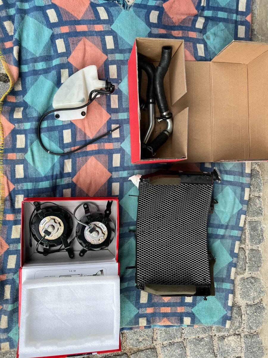 větráky + hadice YZF-R6 2006-