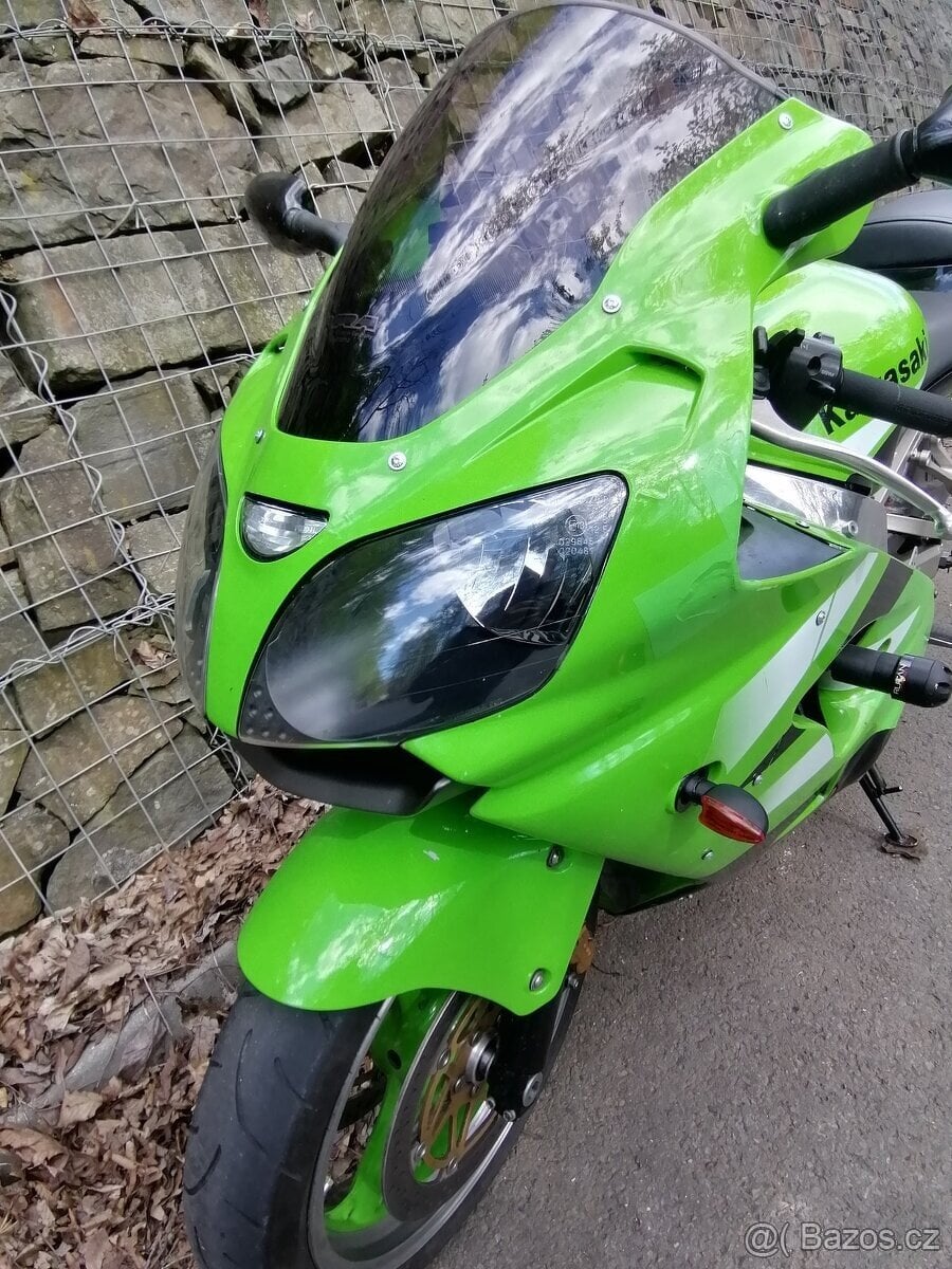 Kawasaki zx9r ninja
