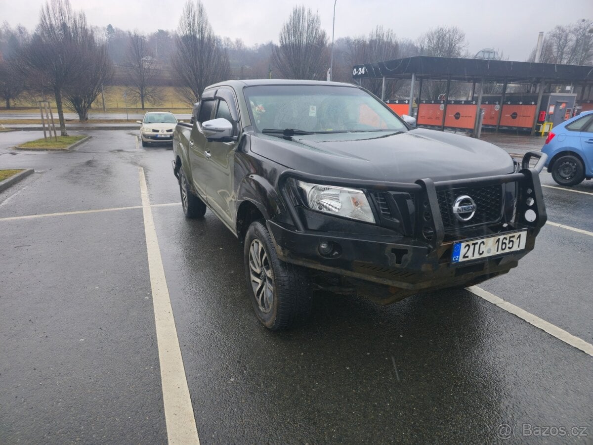 Nissan Navara NP300 2.3 dCi BITURBO 140 kW 4x4 AT dph