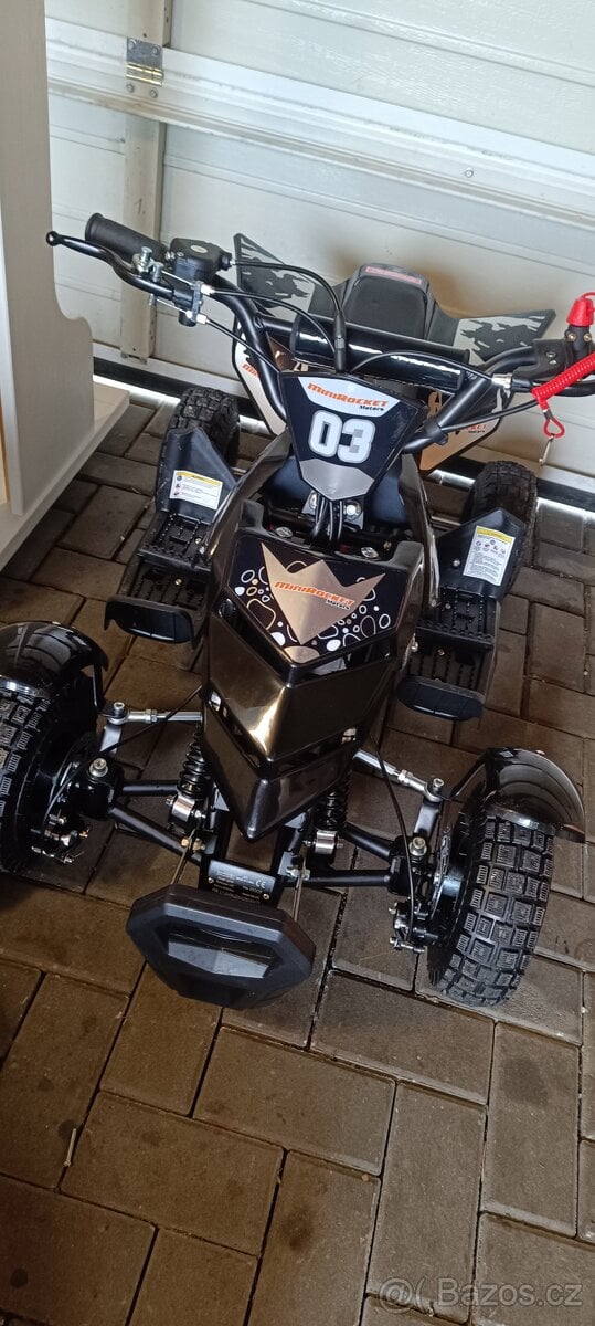 Dětská čtyřkolka