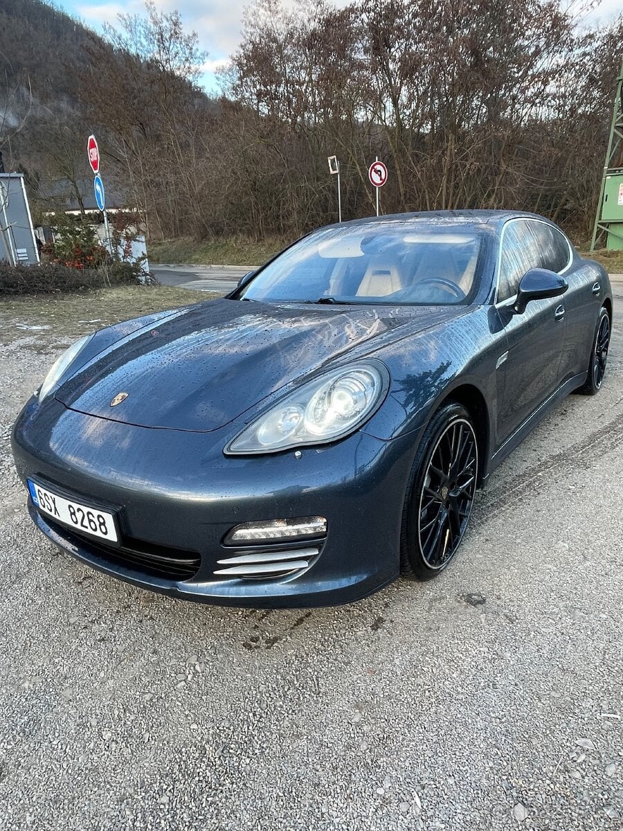 Porsche panamera 4S 4x4