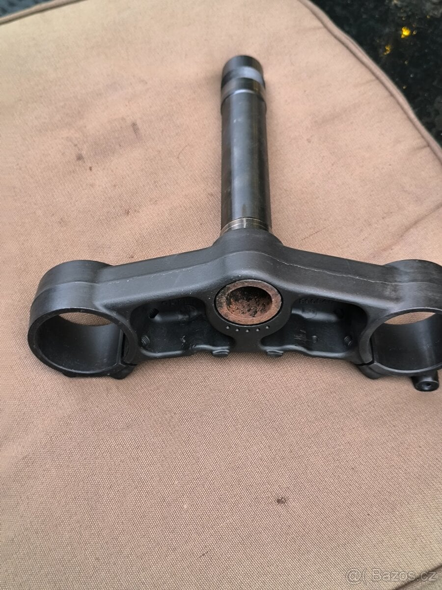 Aprilia Tuono V4 1100