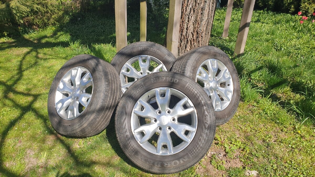 Prodám original 18" disky na Ford F250 SUV vč. pneu