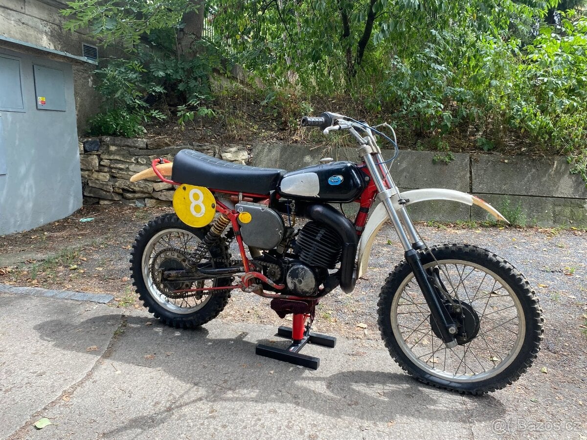 HUSQVARNA 360 CR – 1974 – MOTO CROSS