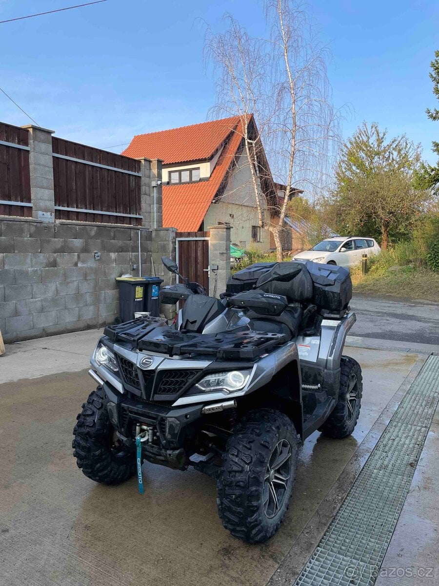 CFMOTO CFORCE 850XC - šedá