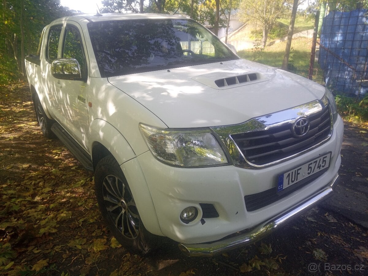 Hilux 2,4D , 4x4