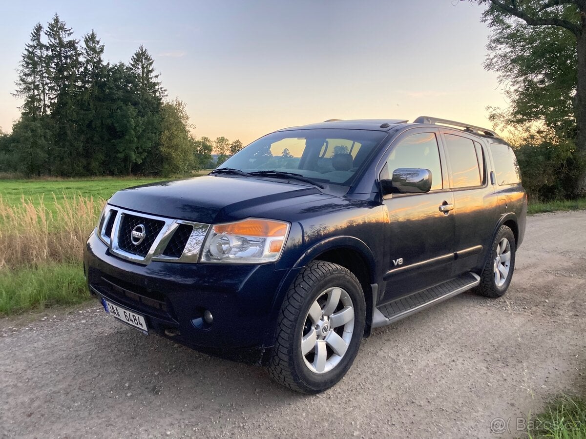 Nissan Armada 5.6 V8/ LPG / 4x4 / 8 míst / tažné 3,5t