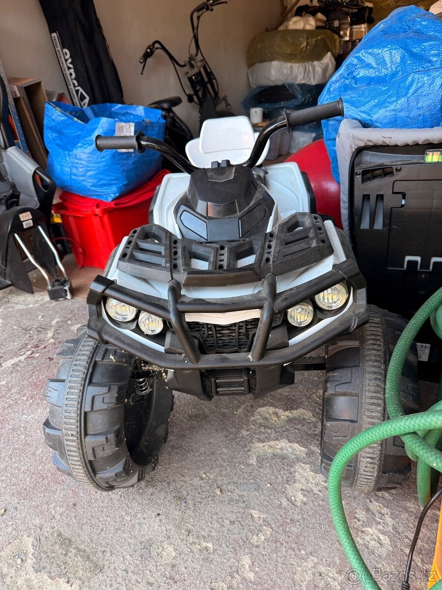 Dětská elektrická čtyřkolka - nová baterie