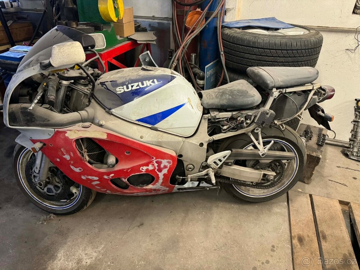 Suzuki gsxr 600