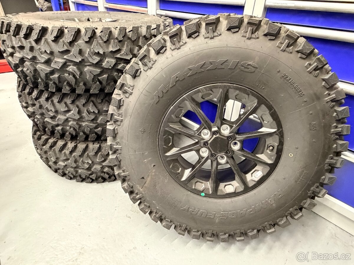 Polaris RZR Pro R disky + pneumatiky