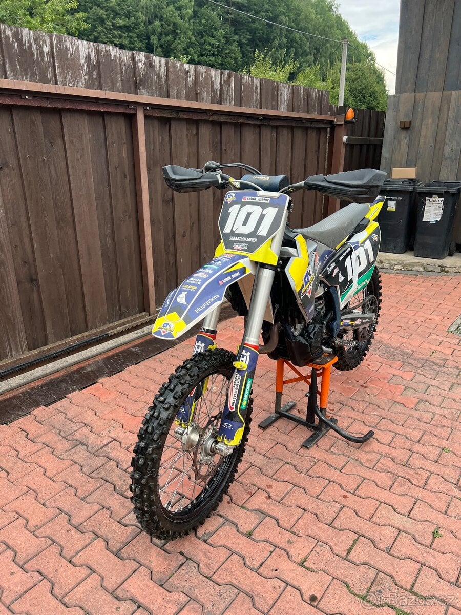 Husqvarna FC 250 2024