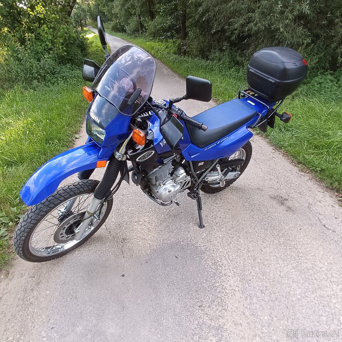 YAMAHA XT600e