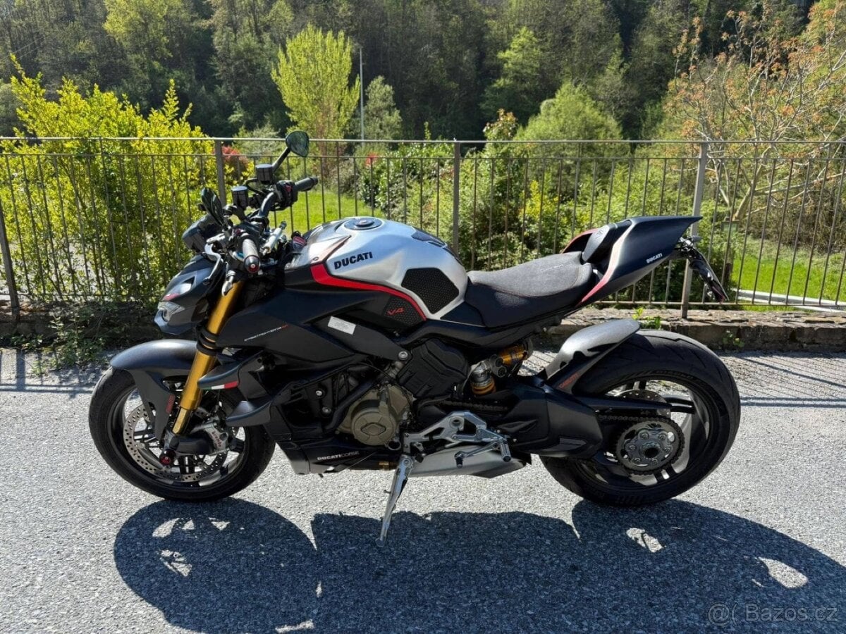 Prodám DUCATI STREETFIGHTER V4 SP