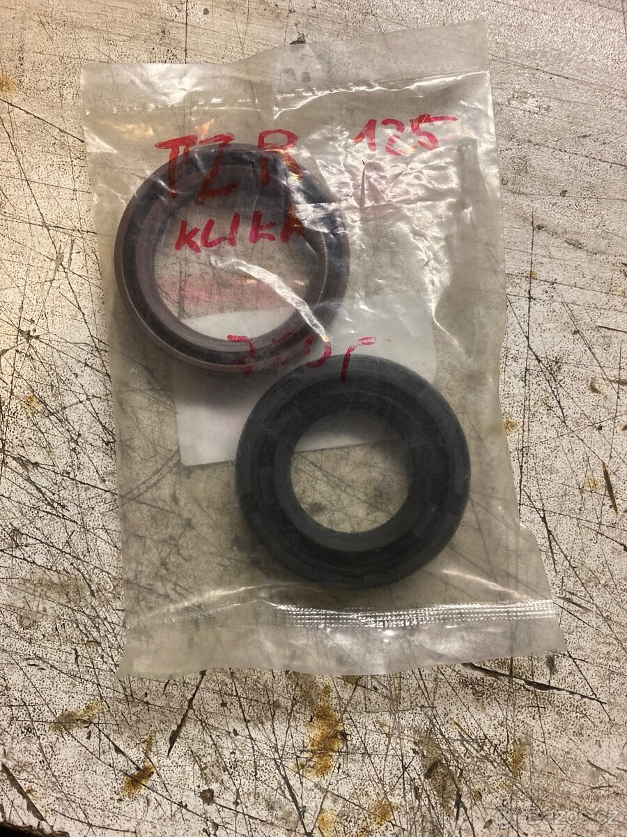 Gufera klikové hřídele Yamaha 125ccm 2t