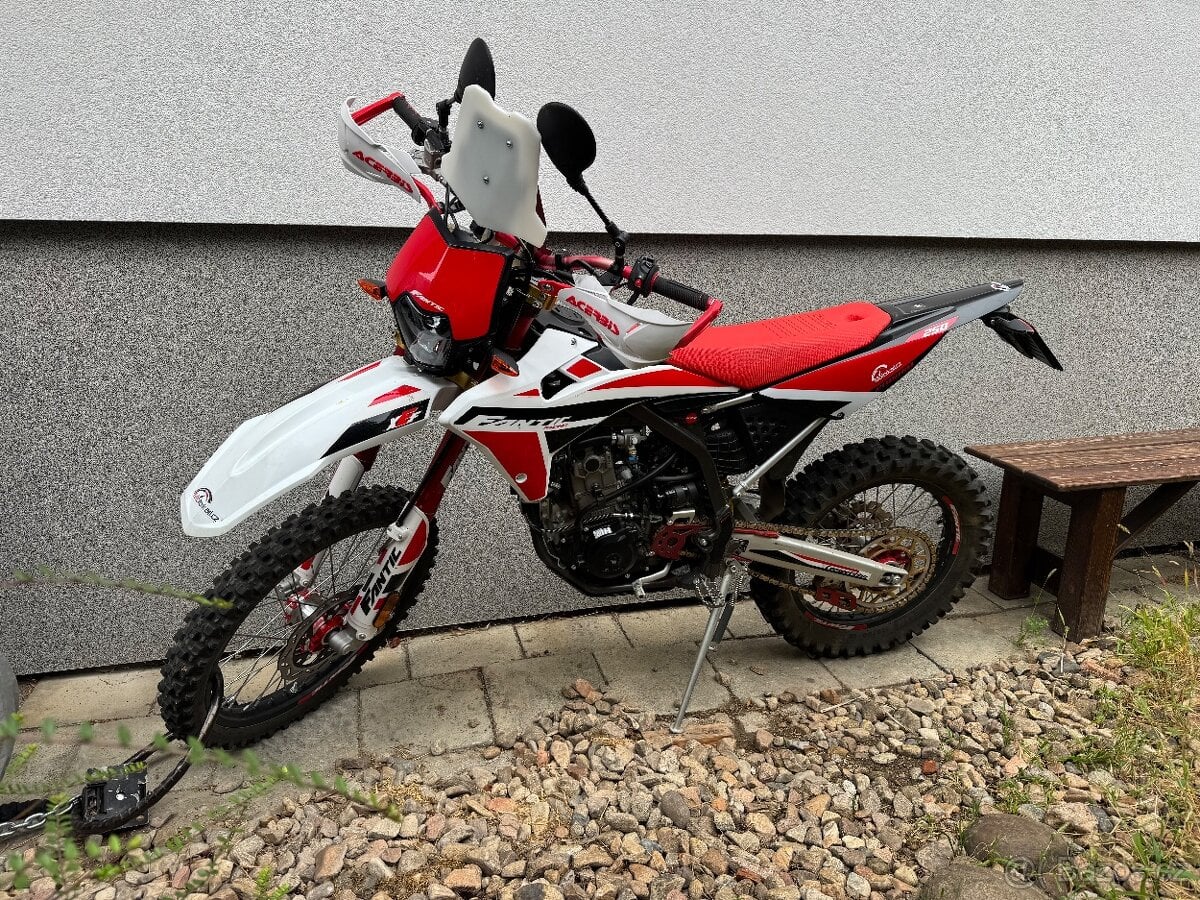 Prodám “civilní” enduro FANTIC XEF 250 Trail