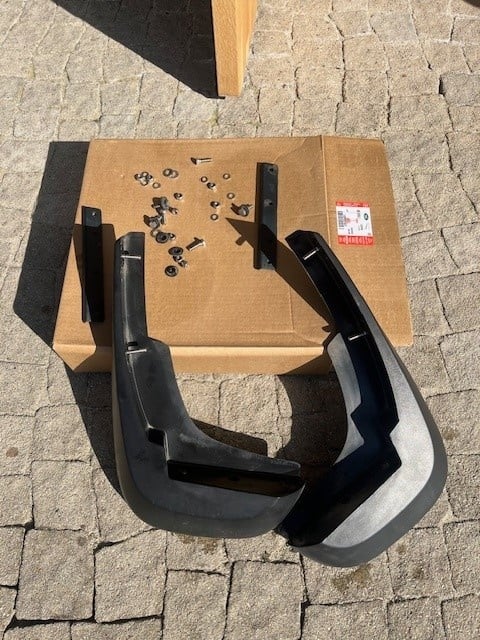 lapače / zástěrky přední