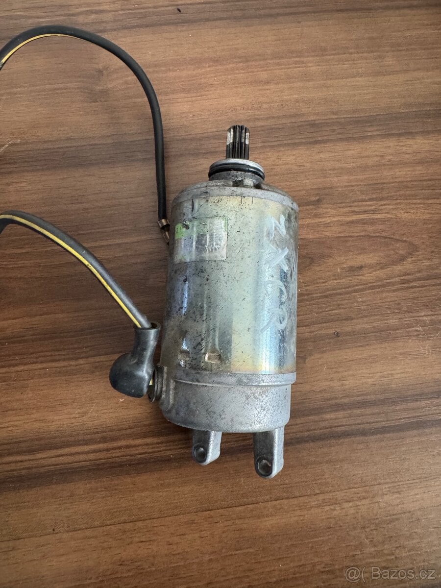 Startér Kawasaki zx6r 1997